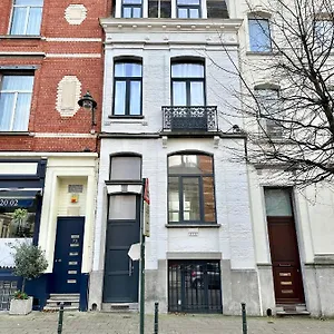 https://bnb-cozy-at-european-commision.hotelsantwerp.net